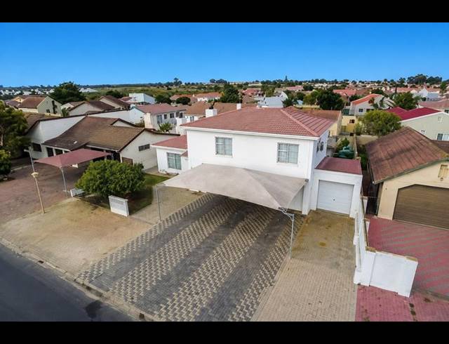 5 BEDROOM HOUSE FOR SALE IN PORT OWEN